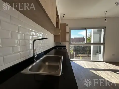 Venta Departamento 2 ambientes con balcon en Nuevo Quilmes- Bernal