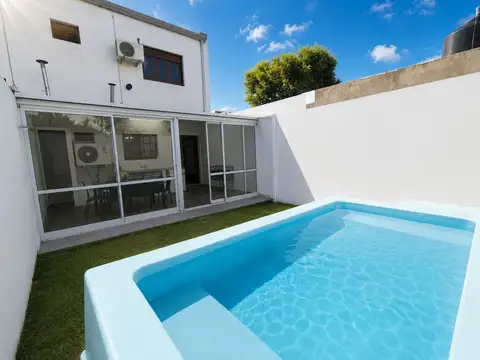 Casa en Venta en Villa Elvira, USD 86.000