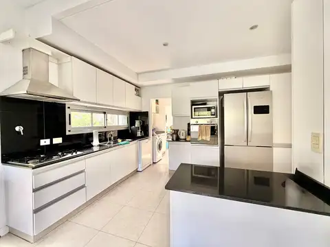 Casa en Alquiler de 3 dormitorios