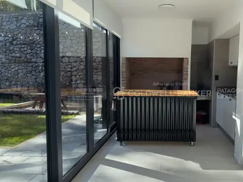 Casa en Venta en Villa Correntoso, USD 1.850.000