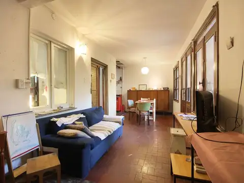 Venta PH 8 ambientes Oportunidad en Barracas