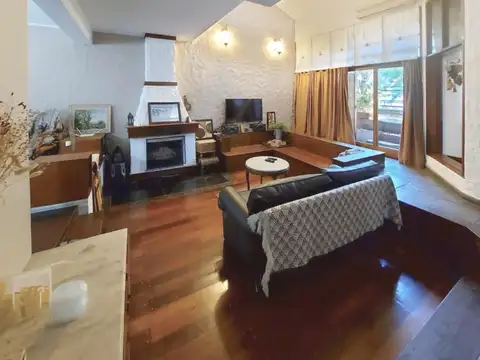 VENTA/PERMUTA . Casa 3 dormitorios, pileta cochera y patio seco. Bella Vista, Rosario.