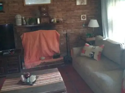 Casa 5 ambientes con 4 baños