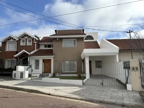 Dante Alighieri  al 200