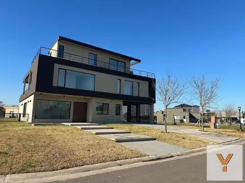 Casa en Venta en Haras Santa María, Countries y Barrios Cerrados en Escobar