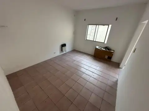 Almirante Solier 6000