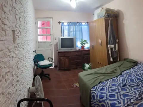 Depto Tipo Casa 2 ambientes con 1 baño