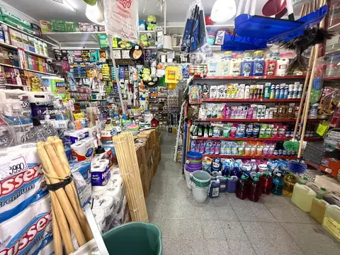 Local en Alquiler en Boca, $ 900.000