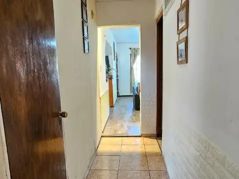 Casa 3 ambientes + vivienda en Ituzaing Norte