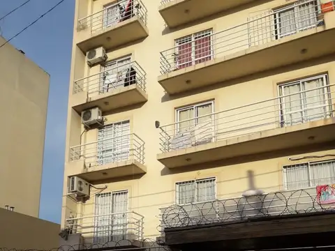 25 De Mayo 800, Piso 6