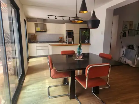 Casa en Venta en Olivos Maipu/Uzal, USD 345.000