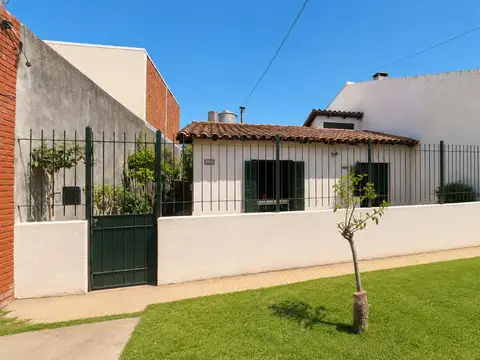 CASA 4 AMB C/ FONDO LIBRE LOTE PROPIO APTO CRÉDITO