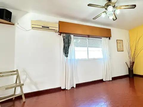 Depto Tipo Casa en Venta 45 años
