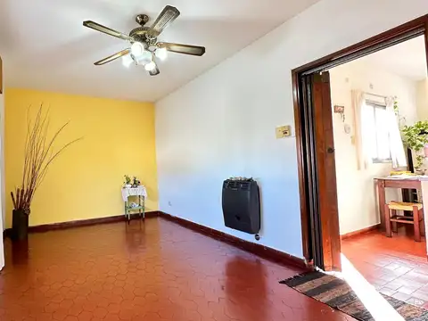 Depto Tipo Casa en Venta de 3 ambientes