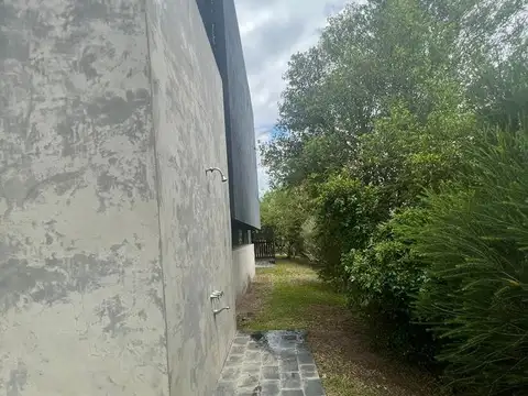 Venta casa 5 amb. 1.070 M2 San Benito Villanueva Tigre