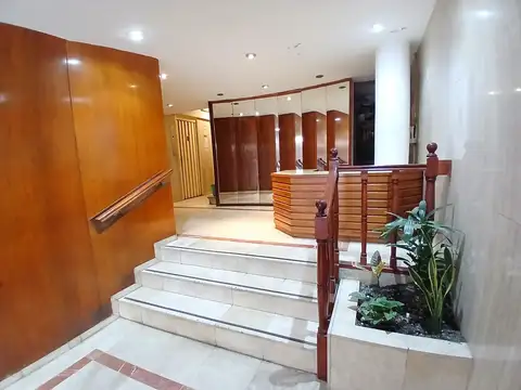 Excelente ubicación.A reciclar. Cocina indep.Baño completo.