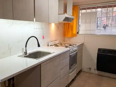 Laura 7800