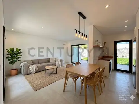 Venta Casa de 2 Domitorios + comodin en Tierra Nueva, Fisherton