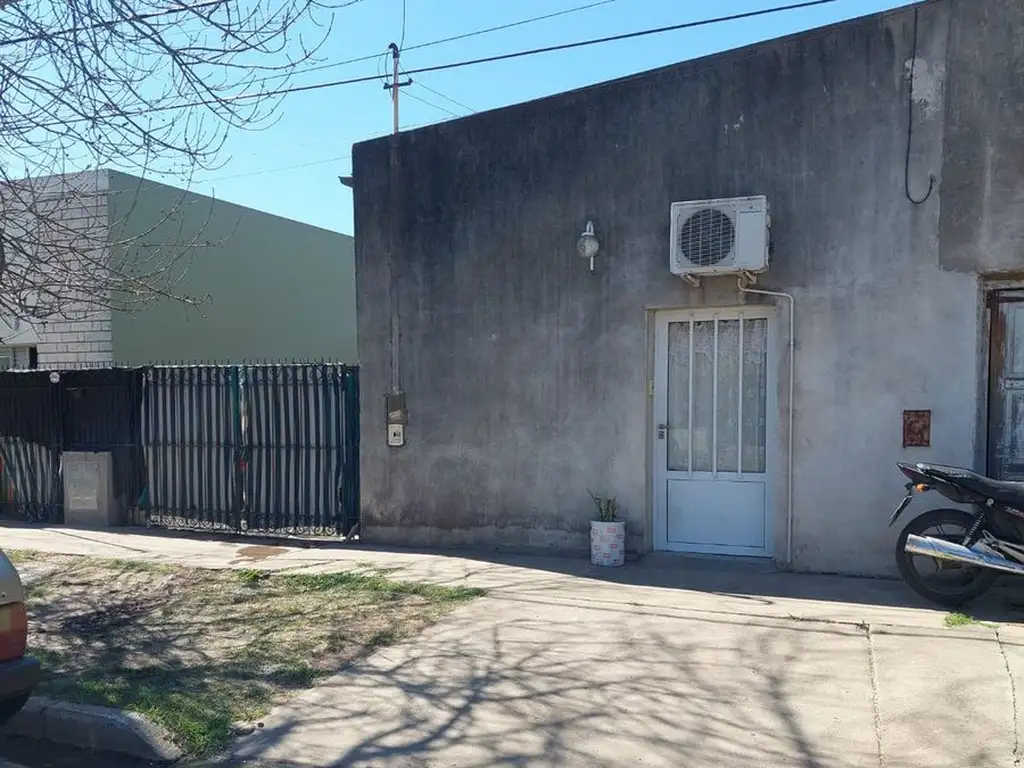 Casa Venta 40 años 8 ambientes, 250m2, 1 cochera, Mendoza 1000, San ...