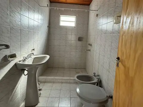 VENTA DE CASA FRENTE A PLAZA PRINCIPAL - TORINO