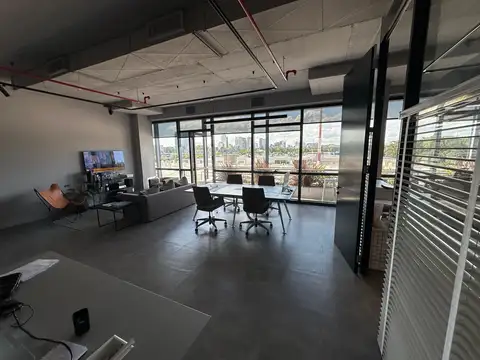 Oficina Monoambiente con 2 baños