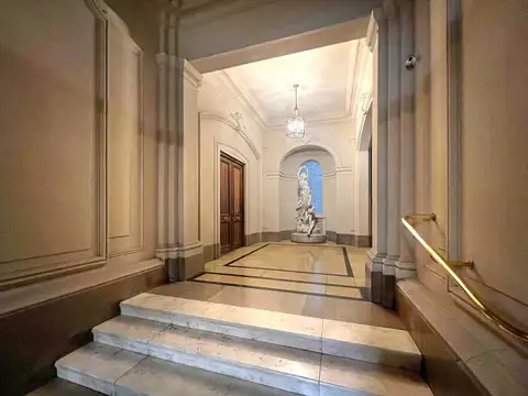 Departamento 6 ambientes con 3 baños