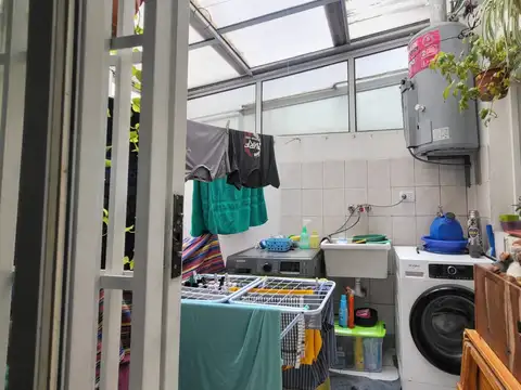 Depto Tipo Casa 3 ambientes con 2 baños