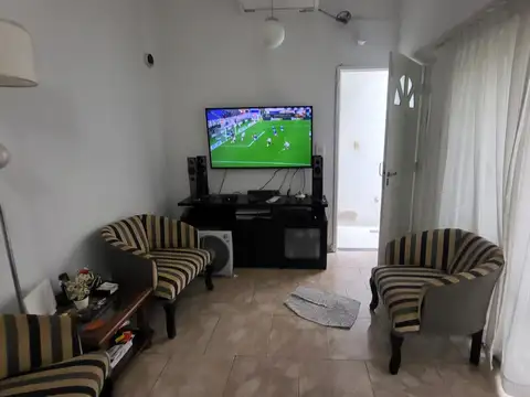 Depto Tipo Casa en Venta de 3 ambientes