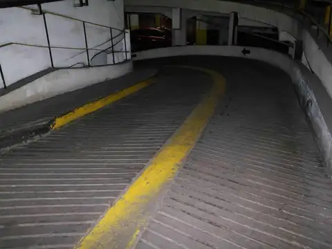 Cochera en Venta Fija