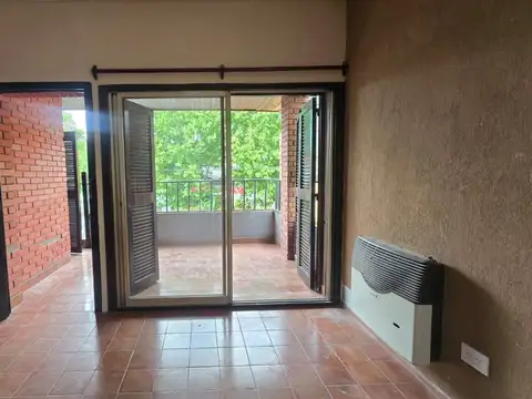 ESTEBAN MERLO 5300
