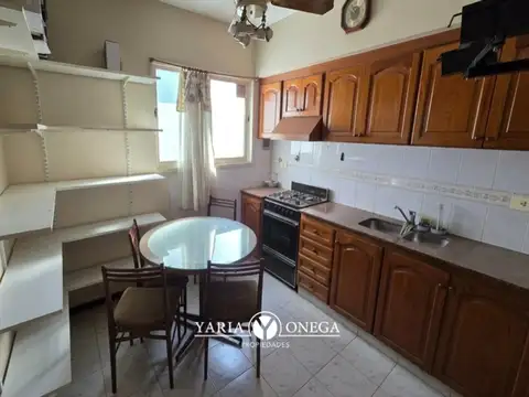 Departamento en Venta en Villa del Parque, USD 210.000
