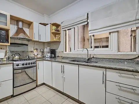 Departamento 4 ambientes con 2 baños
