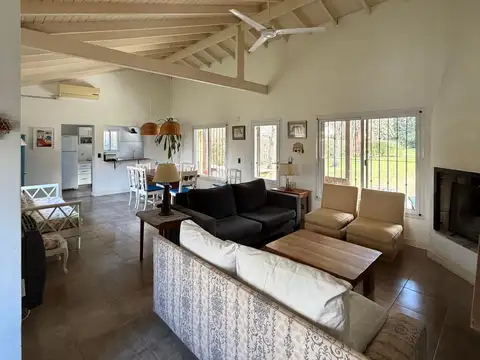 Quinta en Alquiler en Exaltacion de la Cruz, USD 1.200