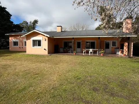 ALQUILER QUINTA BARRIO PARQUE EL REMANSO