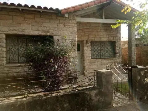 Casa  en Venta ubicado en Quilmes Oeste, Quilmes, G.B.A. Zona Sur - SVN0580_LP584368_1