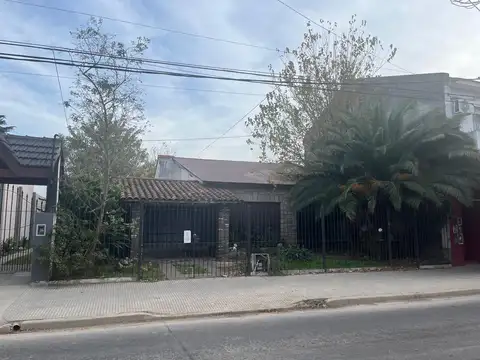 Local - Alquiler - Argentina, Bella Vista - Piñeyro 918