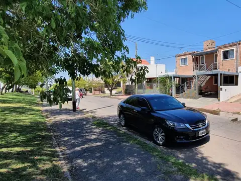 VILLA CABRERA - A 150 mts de Shopping - Dos dormitorios