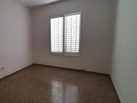 Casa en Alquiler en Villa Cabrera, $ 750.000