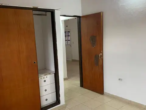 Depto Tipo Casa en Alquiler de 3 ambientes