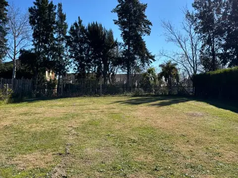 Terreno en Venta, FOS 45