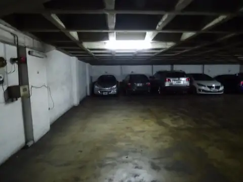 Cochera en Venta en La Plata