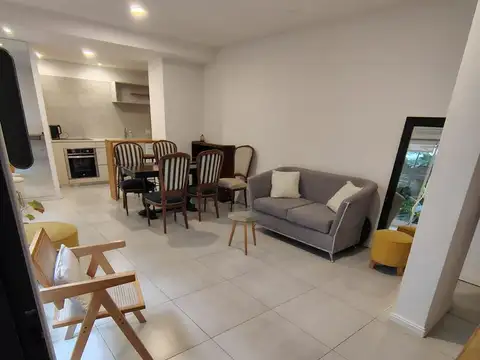 Depto Tipo Casa en Alquiler de 2 ambientes
