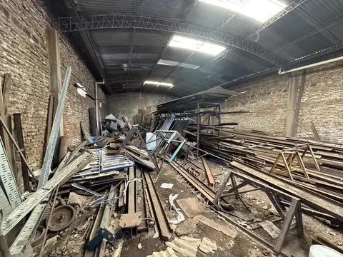 Galpón en venta barrio españa y hospitales amplio 10 metros frente 22 metros fondo ideal inversión