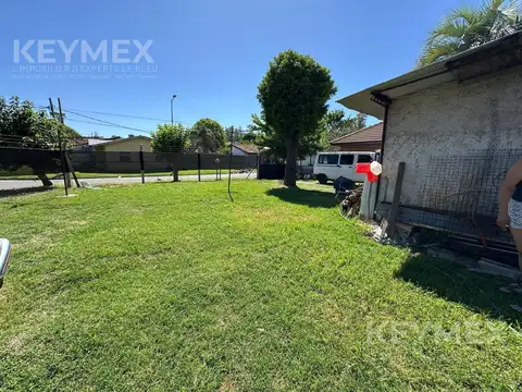 Casa en Venta con 3 cocheras