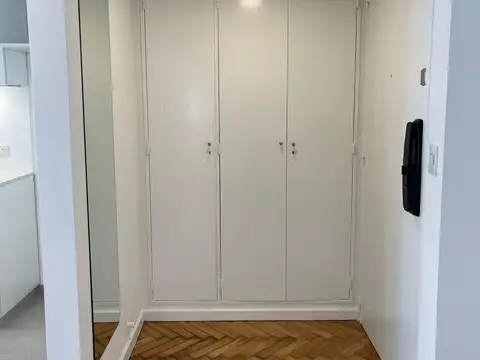 Pueyrredón  al 1300, casi Santa Fé