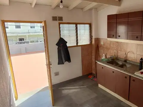 PH 2 AMBIENTES ALQUILER CASEROS -  AV. SAN MARTIN