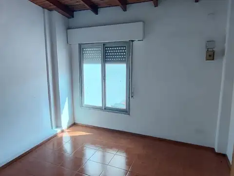Depto Tipo Casa en Alquiler al Oeste