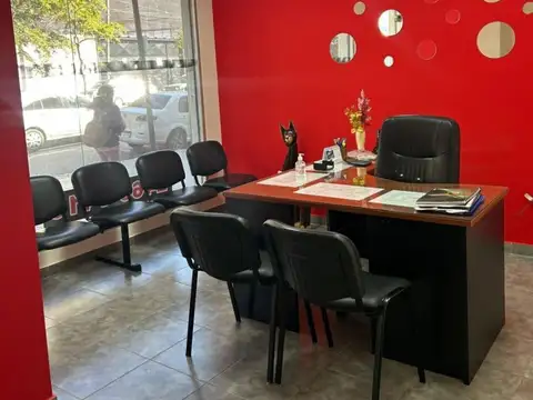 Local en Venta en Barracas, USD 120.000