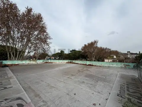 Venta Depósito/local comercial  en Villa Soldati