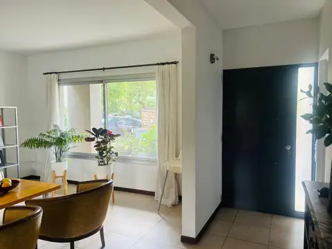 Casa 7 ambientes con 3 baños